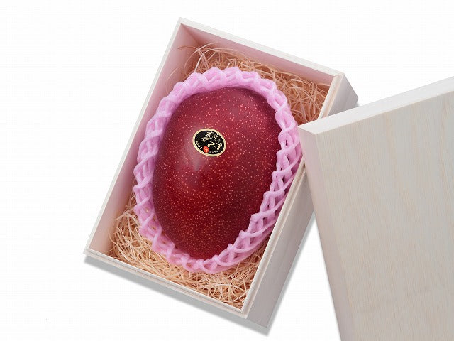 【宮崎産地厳選】最上級 赤秀品(AA品) 太陽のタマゴ 高級木箱入 5L×1玉(税込・送料別)