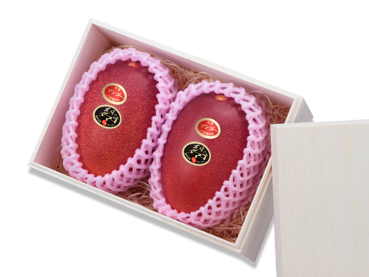 【宮崎中央地区限定】最上級 赤秀品(AA品) 太陽のタマゴ 高級木箱入 3L×2玉(税込・送料別)