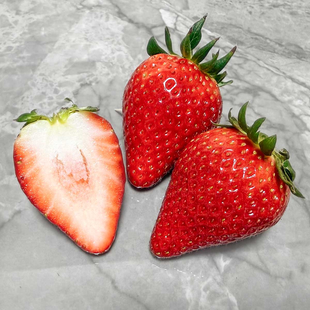 【宮城県産】ミガキイチゴ・ゴールド 化粧箱 420g