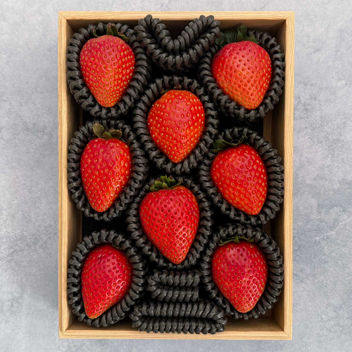 【奈良県産】古都姫（ことひめ） 350g（6粒〜12粒）吉野杉箱入（税込）