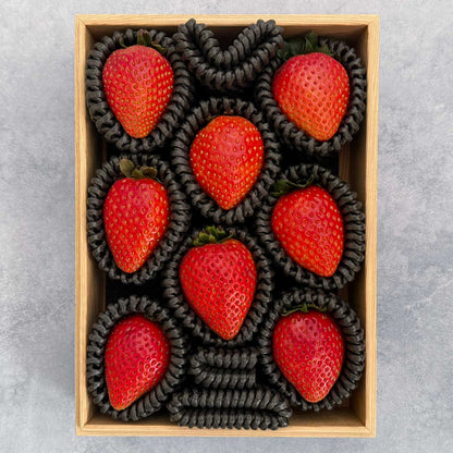 【奈良県産】古都姫（ことひめ） 350g（6粒〜12粒）吉野杉箱入（税込）