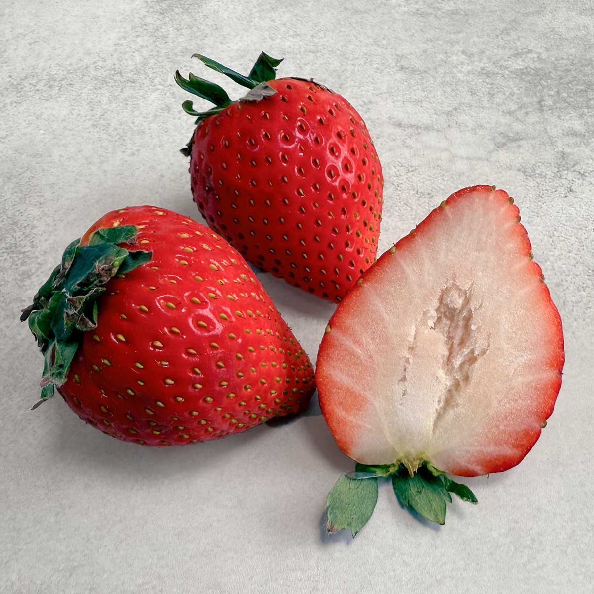 【奈良県産】古都姫（ことひめ） 350g（6粒〜12粒）吉野杉箱入（税込）