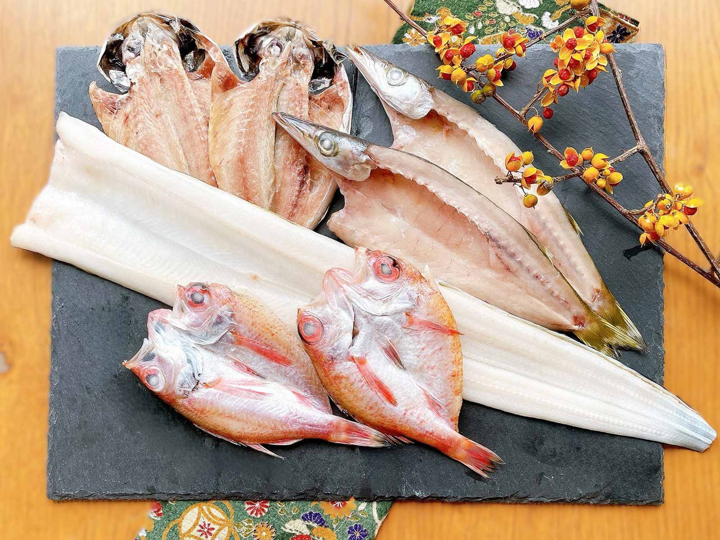 島根県産 干物 島根県沖 あなご＆3種類ひもの 詰め合わせ